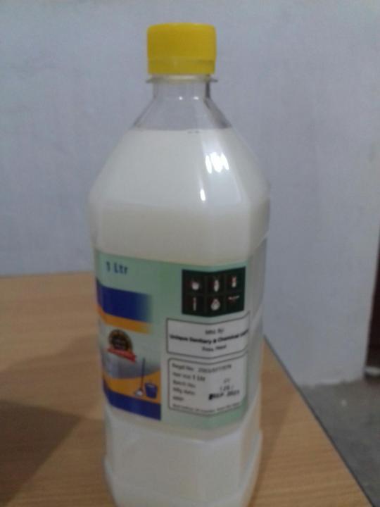 White%20Phenyle%201lt.%20Rs%20125/%20-%20Image%204