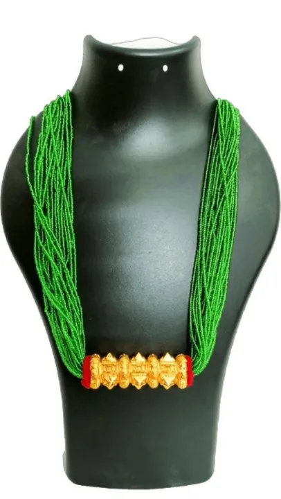 Nepali%20Red/Green%20Maili%20Traditional%20Tilhari%20Pote%20Mala%20Gold-Plated%20Necklace%20For%20Women%20-%20Image%206