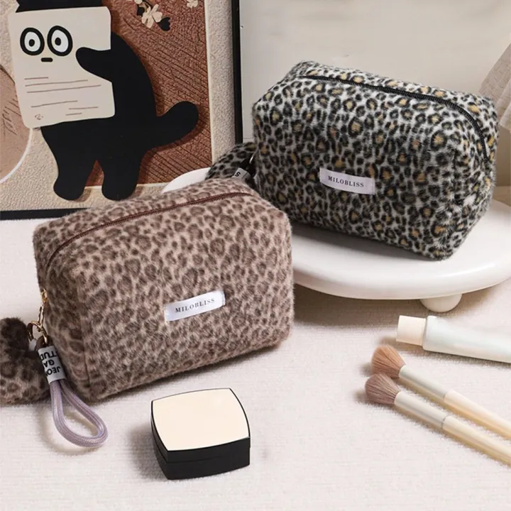Retro%20Casual%20Women's%20Cosmetic%20Bag%20Large%20Capacity%20Portable%20Leopard%20Print%20Cosmetic%20Bag%20Leopard%20Print%20Pattern%20Lightweight%20Make%20Up%20Organizer%20Daily%20Use%20-%20Image%206