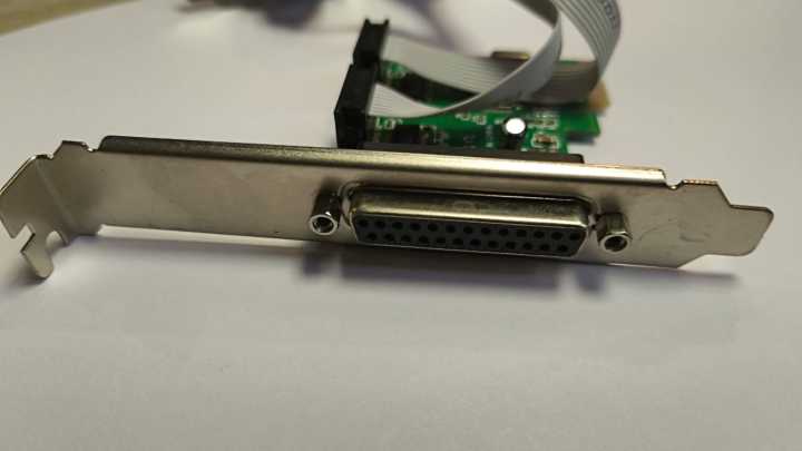 PCI%20E%20COM%20(DB%209)%20+PARALLEL%20CARD%20COMBO%20(%202%20COM%20PORT%20,1%20PARELLEL%20PORT%20)%20-%20Image%203
