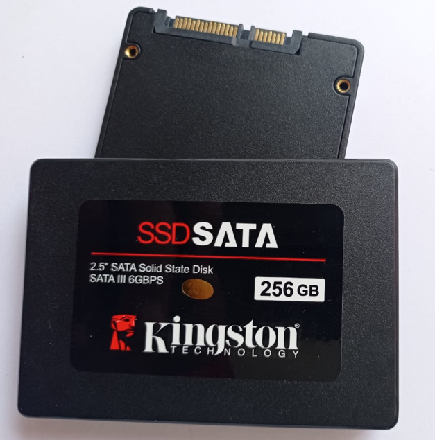 Kingston%20A400%20Internal%20SSD%202.5%20240GB%20SATA%203%20-%20SA400S37/256G%20-%20Image%203