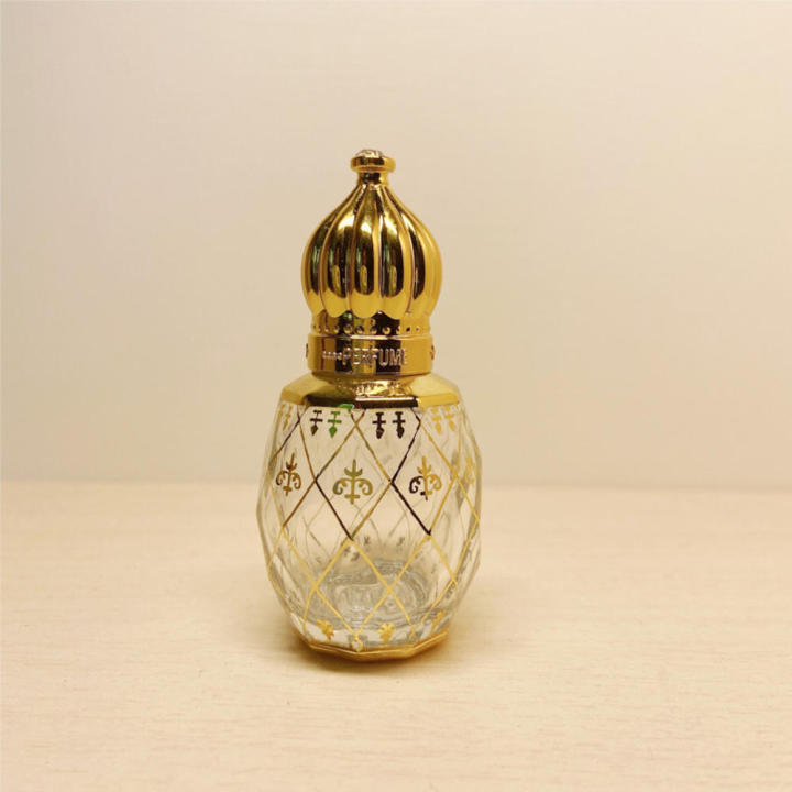 roll-on bottle vintage handcrafted sample vial elegant perfume fragrance fragrant arab for perfume lovers beauty enthusiasts aromatherapy vanity display gift idea travel accessory