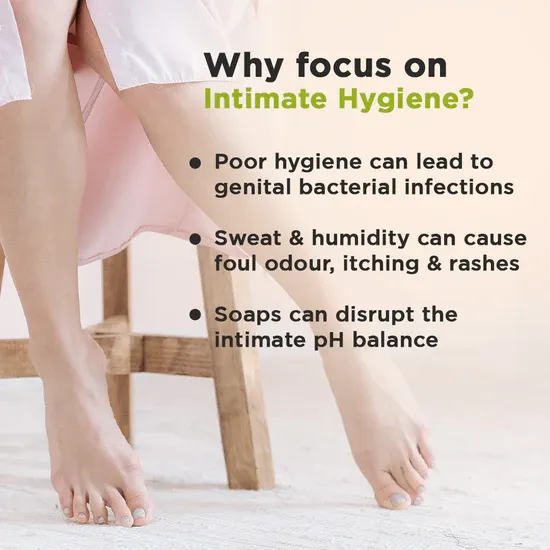 Pee%20Safe%20Natural%20Intimate%20Wash%20For%20Women%20(105ml)%201N%20+%20Men's%20Intimate%20Wash%20(100ml)%201N%20-%20Image%204