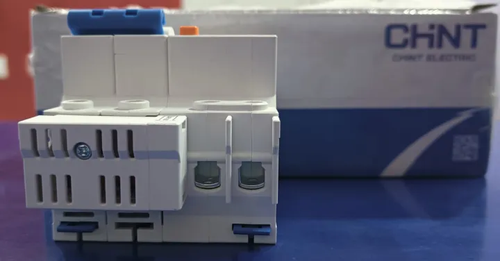 Chint%20Residual%20Current%20operated%20circuit%20Breaker%20(RCBO)%2032A%20-%20Image%202