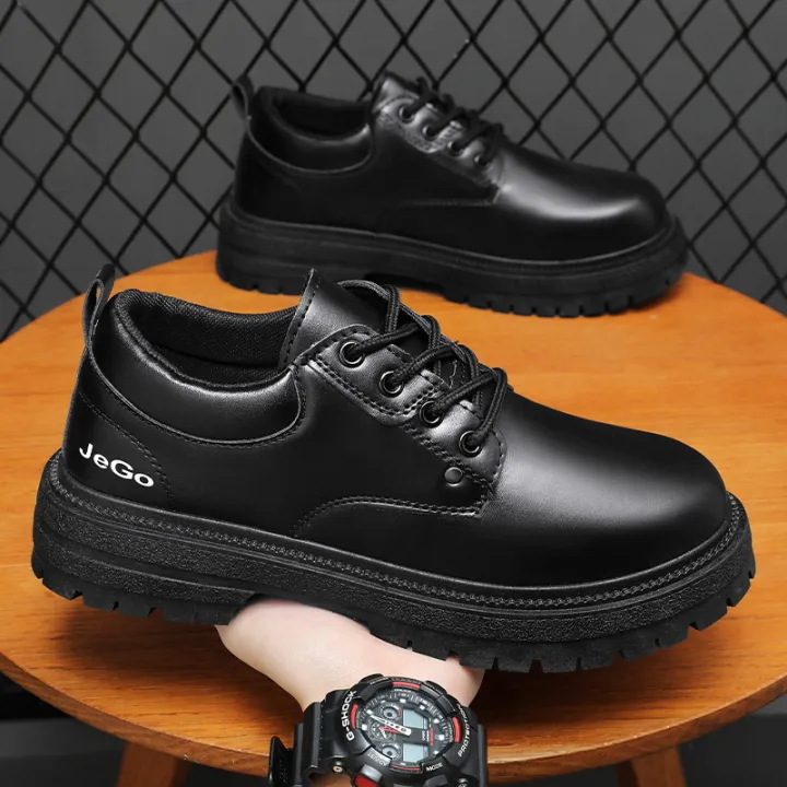 Spring%20Men's%20Shoes%20New%20breathable%20Martin%20boots%20men's%20trendy%20all-match%20non-slip%20wear-resistant%20short%20boots%20casual%20workwear%20safety%20shoes%20men%20-%20Image%202