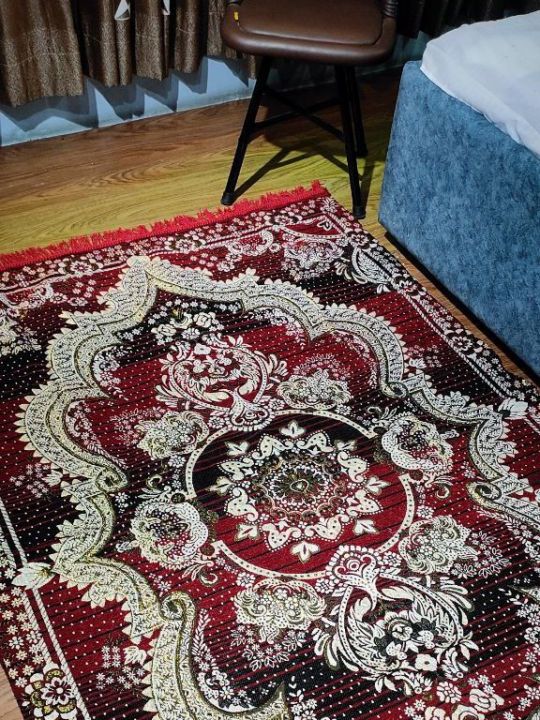 Premium Super Soft Carpet Dari/Rug ( 7 feet by 4.75 feet ) [ Design/Pattern May Vary ]