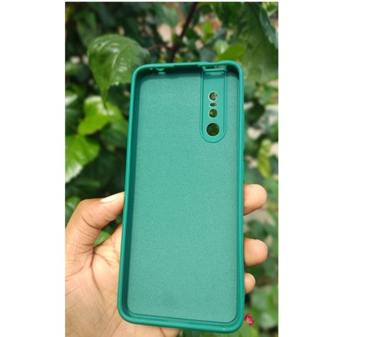 Back%20Cover%20For%20Vivo%20V15%20Pro,%20Vivo%20V15%20Pro%20Silicone%20Cover%20Case%20-%20Image%203