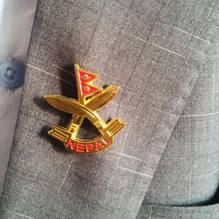 Nepali%20Khukuri%20Cross%20Nepal%20National%20Flag%20Lapel%20Pin%20For%20Coat%20Jacket,Topi%20-%20Image%206