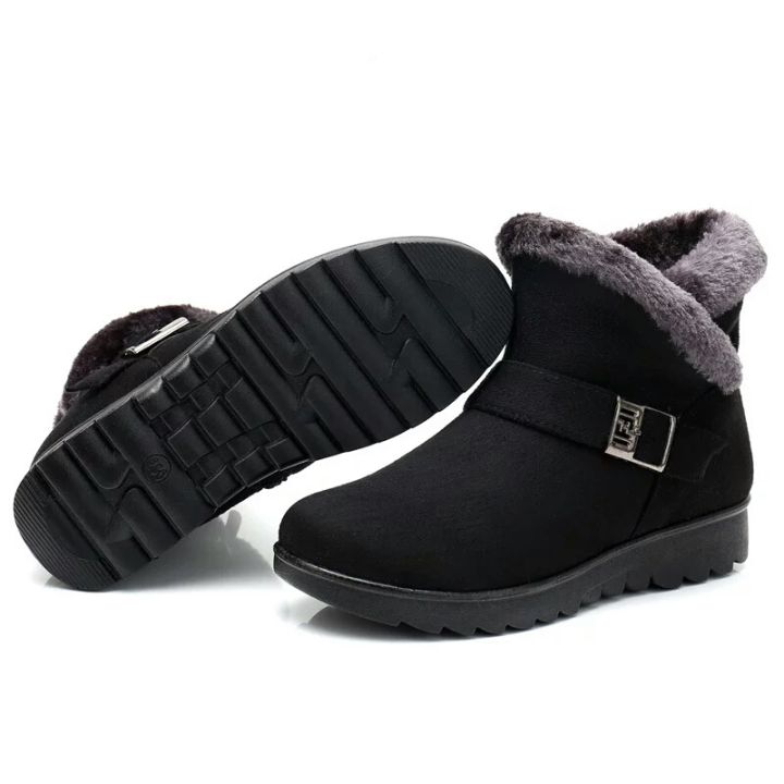 Women%20Winter%20Warm%20Snow%20Boots%20Fashionable%20Tassel%20Flat%20Platform%20Cotton%20Boots%20(Shoes-1)%20-%20Image%204