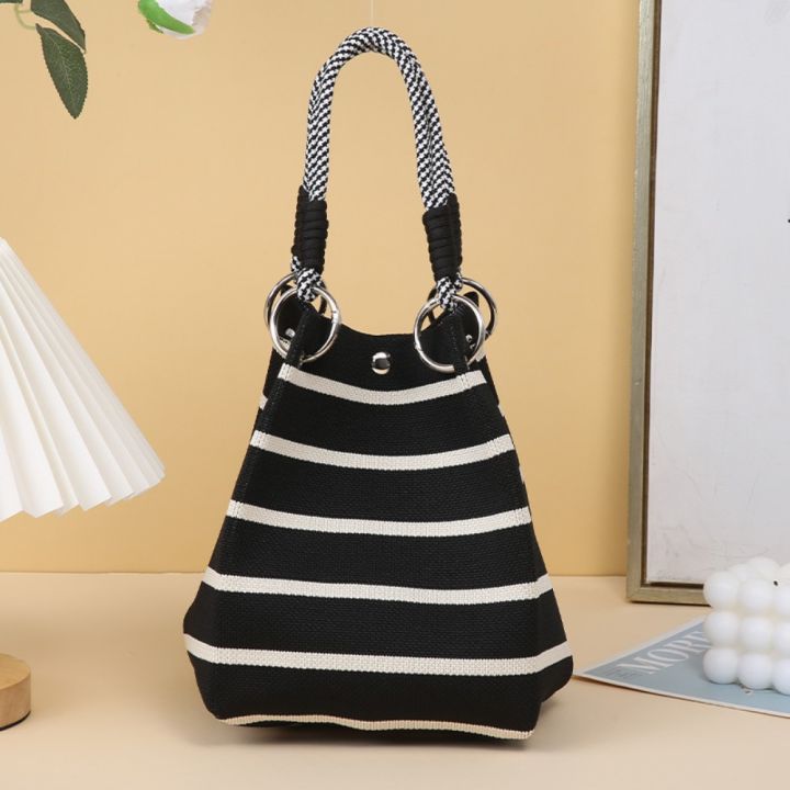Cute%20Red%20Knitted%20Bucket%20Bag%20Handmade%20Large%20Capacity%20Wrist%20Bag%20Woven%20Ring%20Buckle%20Star%20Tote%20Bag%20for%20Women%20Girls%20-%20Image%209