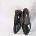 Black Leather Close Shoes For Women. 