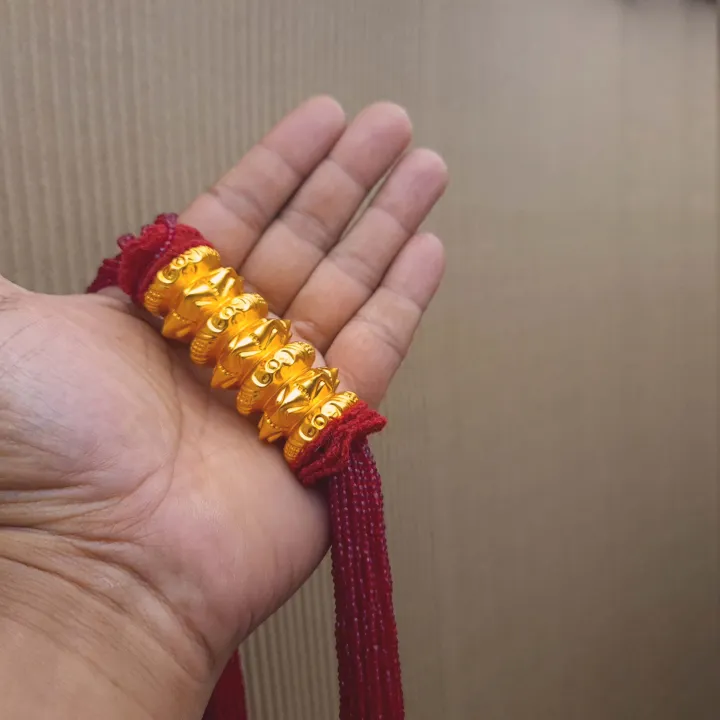 Premium%20Gold%20Plated%20Nepali%20Design%20Maili%20Tilhari%20%E2%80%93%20Big%20Tilhari%20Hooked%20With%20Long%20Hydro%20Crystal%20Beads%20Necklace%7C%20Traditional%20Jewelry%20for%20Women%20Maili%20Tilhari%20Nepali%20Design%20Tilhari%20Quality%20Tihari%20Handmade%20Butta%20Real%20Gold%20Looks%20TIlhari%20Kaleji%20Hydro%20Pote%20-%20Image%204