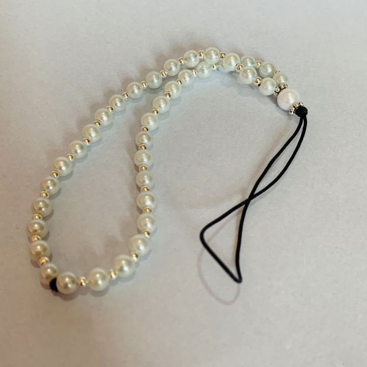 Kawaii%20K-Pop%20Phone%20Charm%20Strap.%20Handmade%20Beaded%20Phone%20Charm%20-%20Image%202