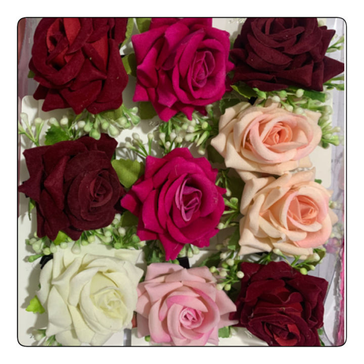Rose%20Pin%20Hair%20Clip%20For%20Women%20(Pack%20Of%202%20Roses)%20-%20Image%202