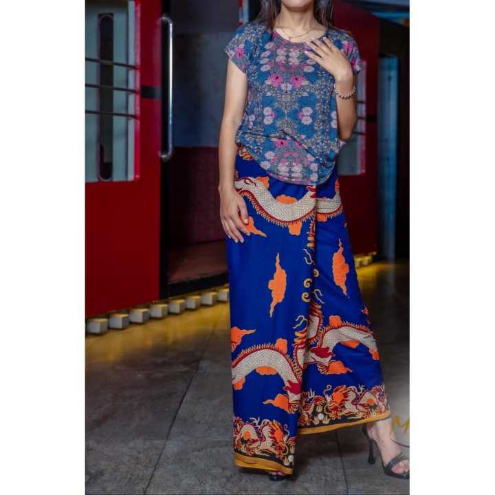 Cotton Print Lungi for Women - Classic Dragon Print