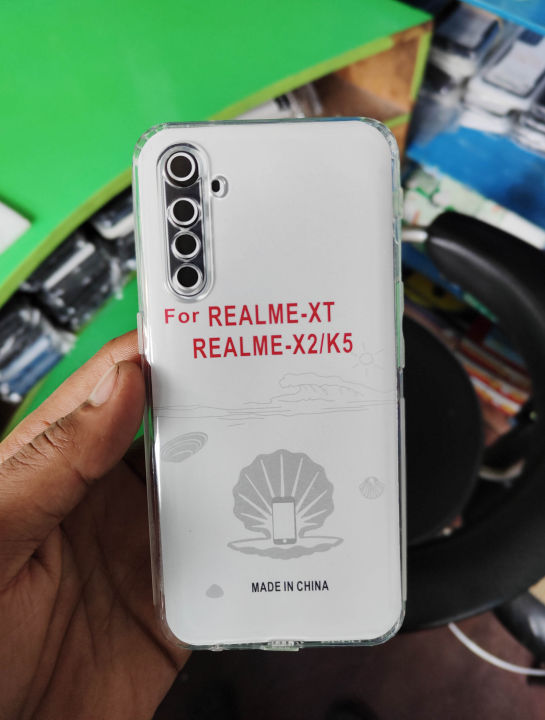 Anti-Slip%20Clear%20Case%20For%20Realme%20XT%20/%20X2%20-%20Soft%20Back%20Cover%20Case%20with%20Camera%20Protection%20(TPU,%20Silicone%20%7C%20Transparent)%20-%20Image%204