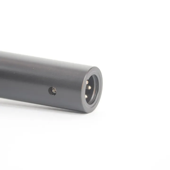 Sony%20Sm-9002%20Professional%20Dynamic%20Wired%20Microphone%20-%20Image%204