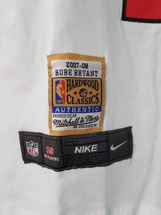 Round%20Bulls%2023%20Drop%20Shoulder,%20Half%20Sleeves,%20Printed%20T-Shirt%20For%20Men%20-%20Image%207