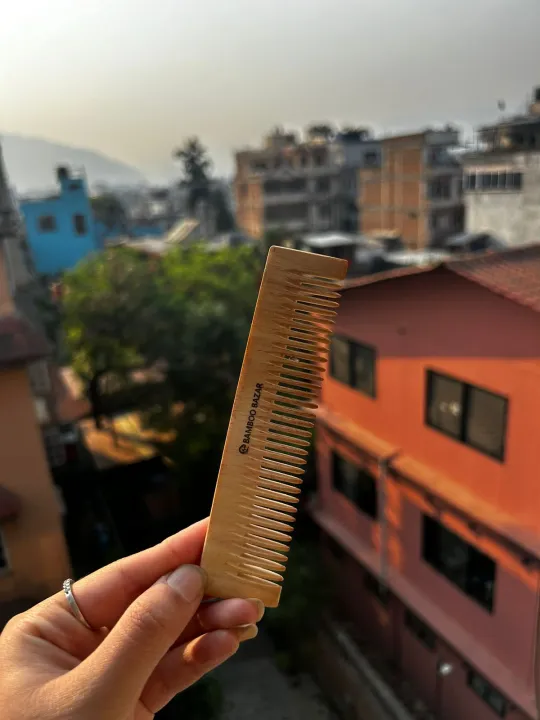 Small%20Neem%20Wood%20%20Pocket%20Comb%20(Cute%20and%20Small)%20-%20Image%202