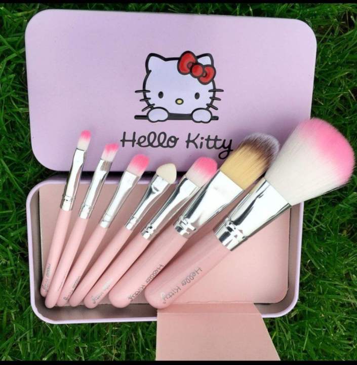 Brush%20set%20-%207pcs%20Hello%20Kitty%20Makeup%20Brush%20Set%20-%20Image%202