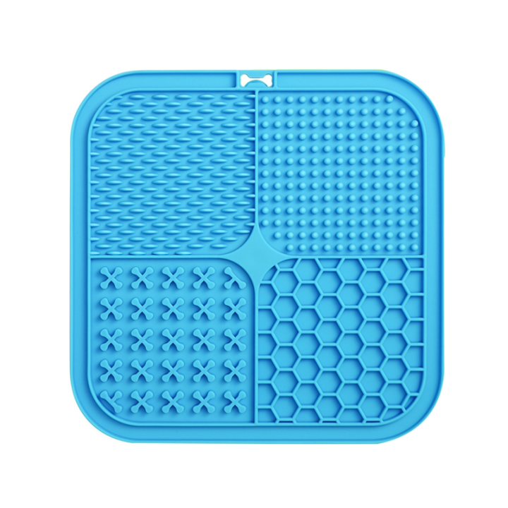 Lick%20Mat%20for%20Dogs,%20Food-Grade%20Silicone%20Dog%20Lick%20Mat%20As%20Slow%20Feeder,%20Dog%20Licking%20Mat%20with%20Suction%20Cups%20Green%20-%20Image%202