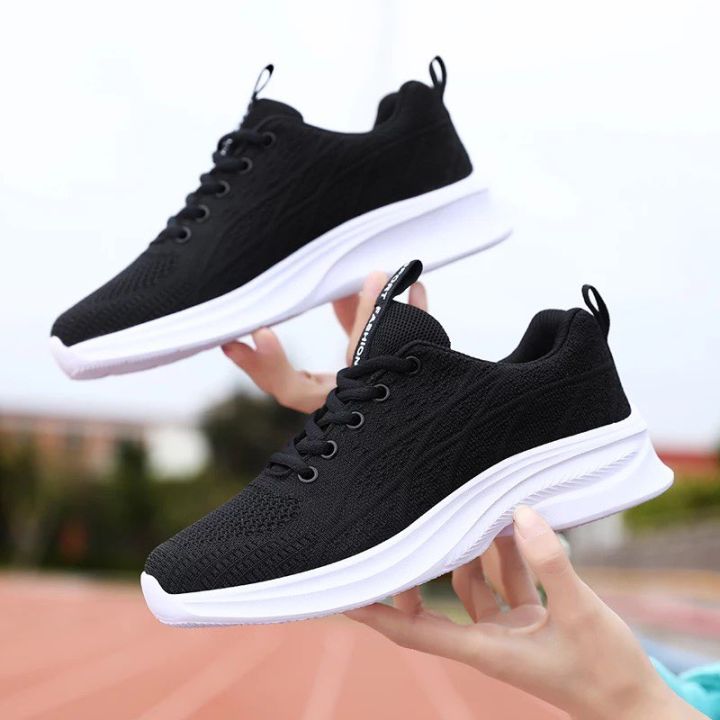 Black%20Sports%20Breathable%20Shoes%20for%20Men%20By%20Sneakers%20Point%20-%20Image%205