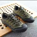 Daily outdoor hiking mountaineering shoes with breathable and non slip mesh, large sole, mens walking shoes, trendy lace up. 
