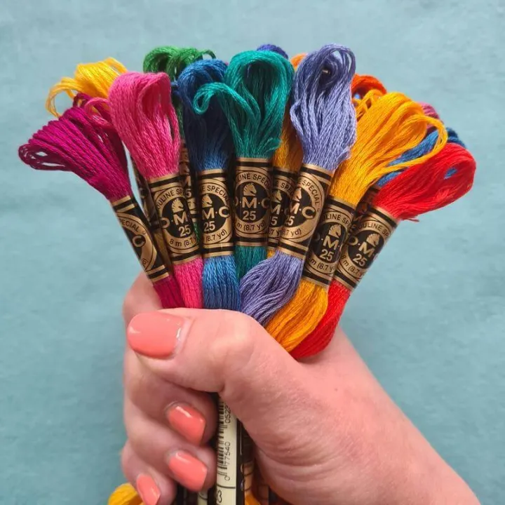 10sets%20Doli%20Rainbow%20Embroidery%20Thread%20-%20Image%202