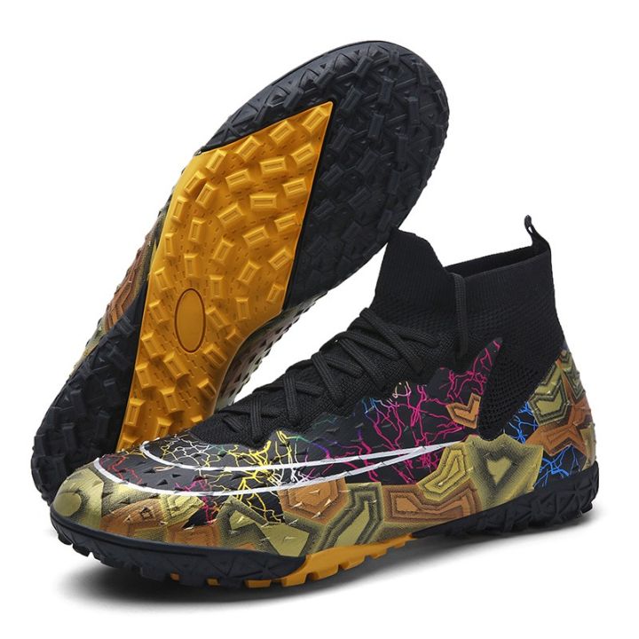 Futsal%20Shoes%20For%20Men%20With%20Grip%20Socks%20-%20Image%202