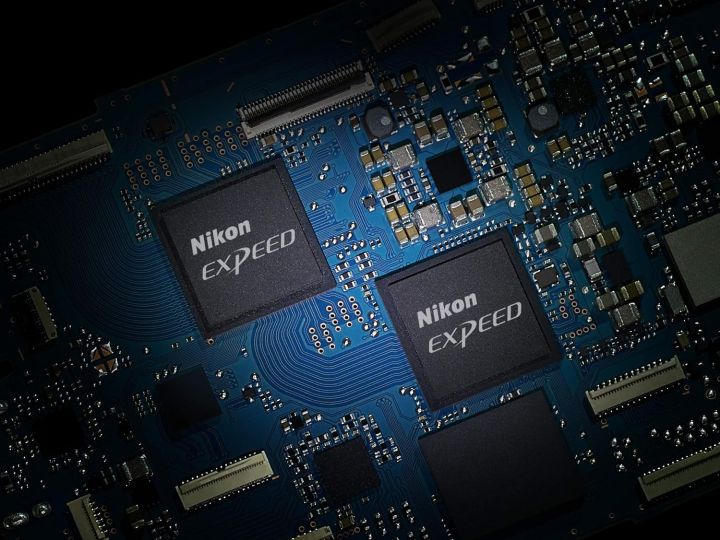 Nikon%20Z6%20II%20Mirrorless%20Camera%20Z%2024-70mm%20Lens%20with%20Bag%20and%2064%20GB%20Card%20-%20Image%207