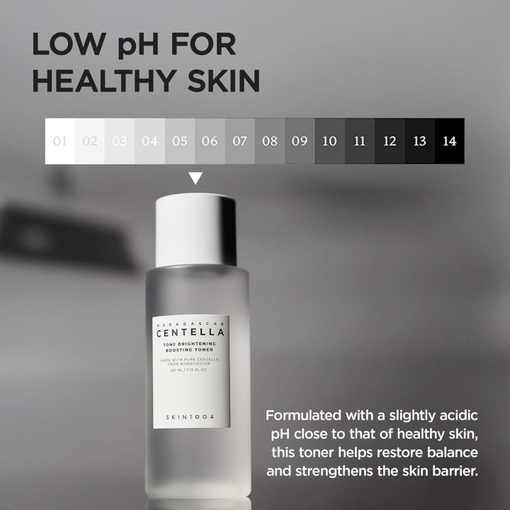 SKIN1004%20Madagascar%20Centella%20Tone%20Brightening%20Boosting%20Toner%20(210ml)%20-%20Image%203