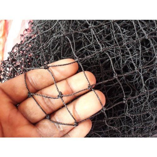 Anti%20Bird%20Net-%20Pigeon%20Net%20UV%20Stabilized%20%20(10%20FT%20x%20%20100FT)%20with%20Attached%20Corner%20Ropes%20&%20Installation%20Kit/Size-%20(10FT%20x%20100%20FT)%20-%20Image%205