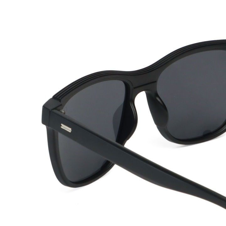 Gorkha%20Brand%20Design%20Trendy%20Polarized%20Premium%20Quality%20Wayfarer%20Black%20Sunglasses%20For%20Men%20-%20Image%206