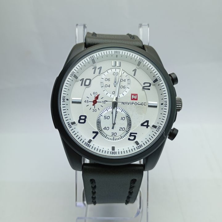 Fashionable%20Watch%20For%20Men%20%7C%7C%20Round%20Dial%20Leather%20Belt%20Waterproof%20Watch%20For%20Men%20-%20Image%205