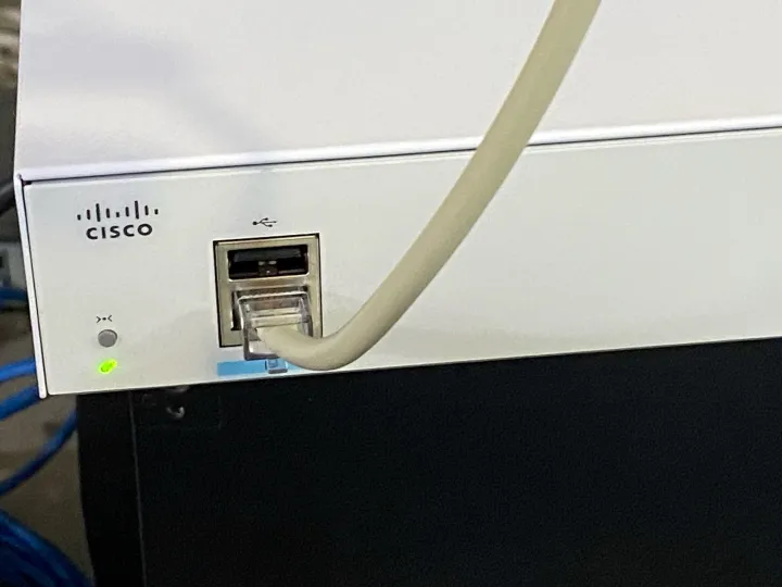Cisco%20Catalyst%201000-24T-4G-L%20Network%20Switch%20(C1000-24T-4G-L)%20-%20Image%203