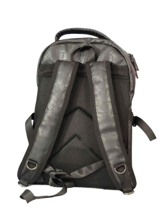 Jeep%20Buluo%20PU%20Leather%20Large%20Capacity%20Backpack%20For%20Unisex%20Casual%20Smart%20Leather%20Bag%20For%20Travelling%20And%20Official%20Purpose%20-%20Image%205