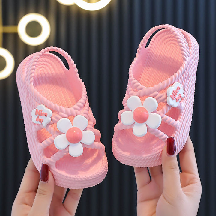 Flip%20Flops%20Girls%2082%20Fit%20Comfortable%20Light%20Pattern%20Summer%20Specials%20New%20Kids%20Slippers%20Sandals%EF%BC%8DYears%20Old%20Non%20Slip%20Beach%20Home%20Kids%20Shoes%20-%20Image%206