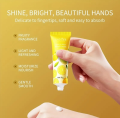 Sadoer Lemon Refreshing Hand Cream, 30g. 