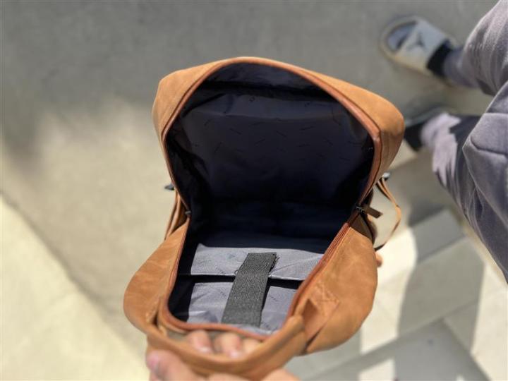 PU%20Leather%20Bag%20For%20School%20College%20And%20Office%20%7CLaptop%20Bag%20For%20Official%20Use%20-%20Image%207