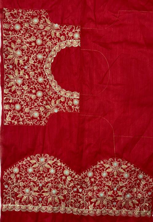 Exclusive%20Designer%20Red%20Sequins%20Silk%20Saree%20Collection%20By%20Sapnaaz%20Fashion%20-%20Image%203