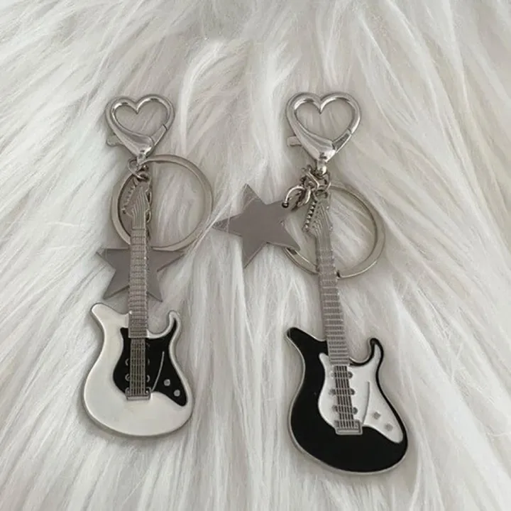 New%20style%20Cool%20Keychain%20Charming%20Female%20Trendy%20Pendant%20Star-shaped%20Guitar%20design%20Retro%20accessories%20for%20Daily%20wear%20Street%20fashion%20-%20Image%203