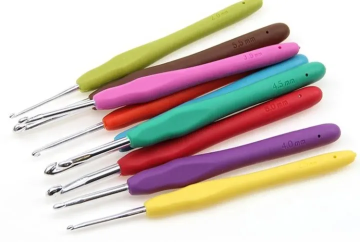 Crochet%20Hook%20Knitting%20Needle%201-9-12-14%20Piece%20Set%20With%20Rubber%20Handle%20&%20Aluminum%20Body%202MM%20TO%2010MM%20-%20Image%202
