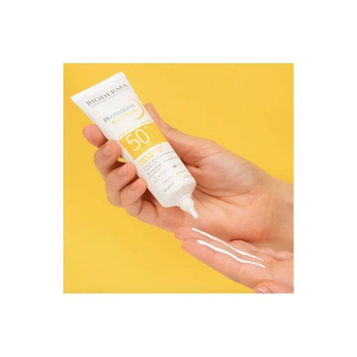 BIODERMA%20Photoderm%20Aquafluide%20SPF%2050+%20UVA%20UVB%20PA++++%20Sunscreen%2040ml%20%7C%20Invisible%20Sunblock%20For%20Sensitive%20Skin%20%7C%20Moisturizing%20%7C%20Dry%20Touch%20%7C%20Ultra%20Light%20Texture%20-%20Image%203