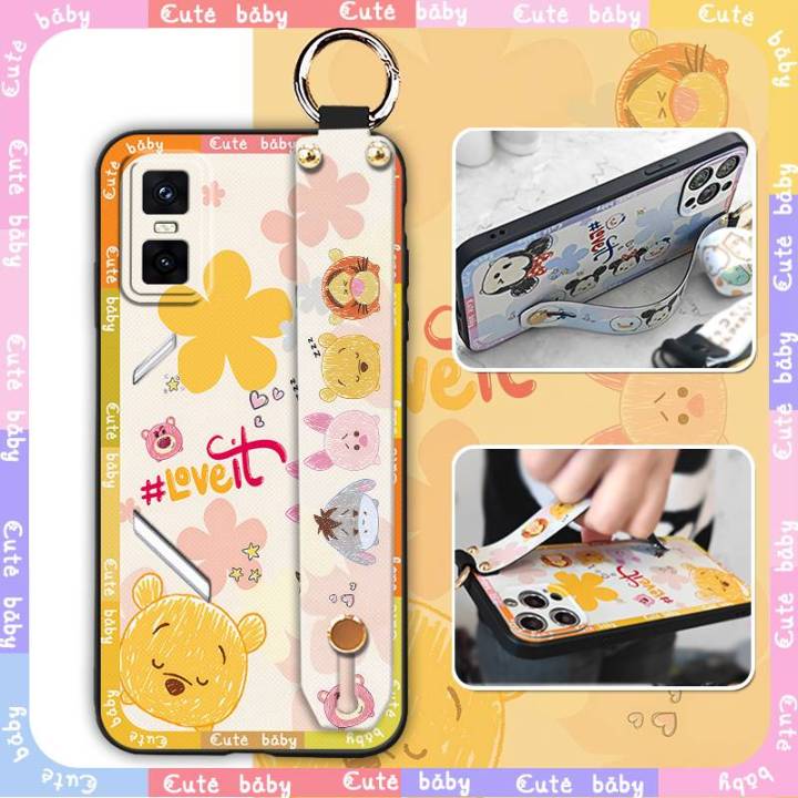 Back%20Cover%20Protective%20Phone%20Case%20For%20infinix%20GT%2030%20Pro/X6873%20Wrist%20Strap%20Silicone%20Fashion%20Design%20Cartoon%20Phone%20Holder%20-%20Image%204