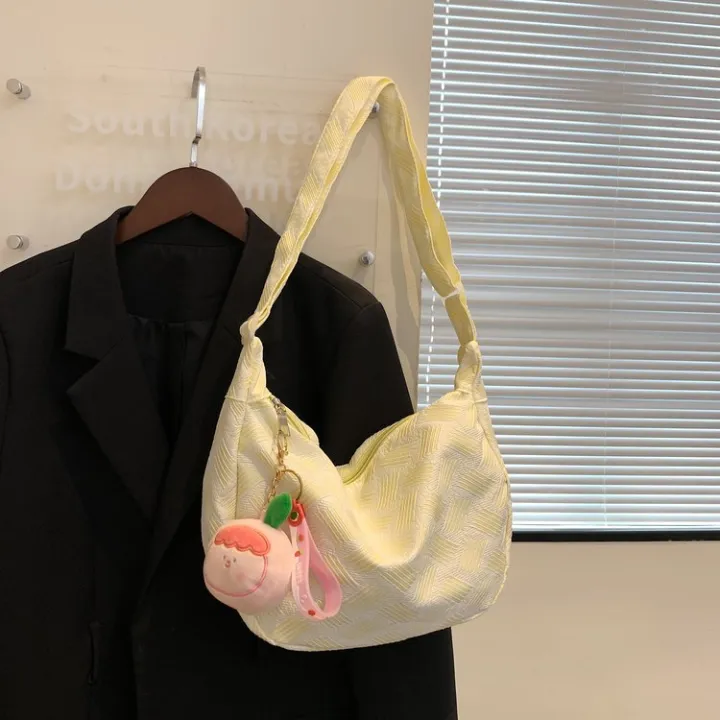 Dumpling%20Bag%20Small%20Bag%20Bag%20Women's%202023%20Summer%20New%20Travel%20Travel%20Crossbody%20Bag%20Ins%20Simple%20Large%20Capacity%20Armpit%20Bag%20-%20Image%207
