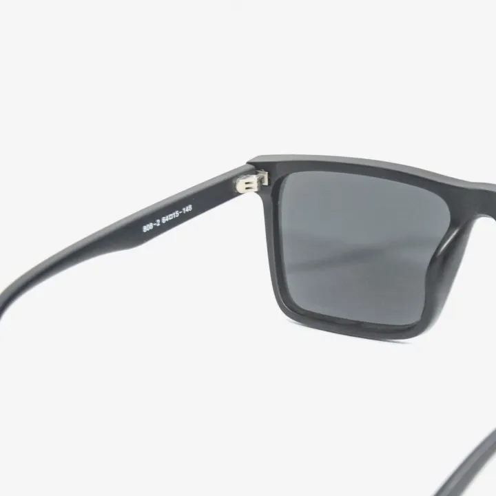 Black%20Stylish%20Flat%20Design%20UV%20Protected%20Polarized%20Sunglasses%20For%20Men%20-%20Image%205