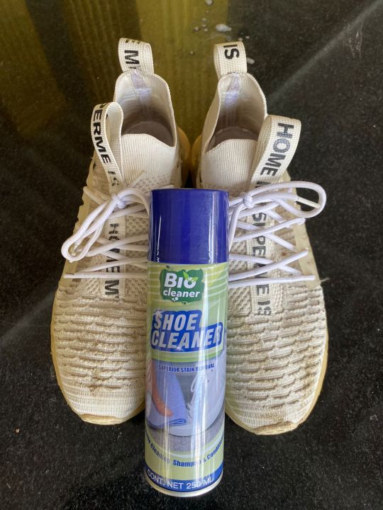 Shoes%20Cleaner%20Spray%20250ml%20-%20Image%203