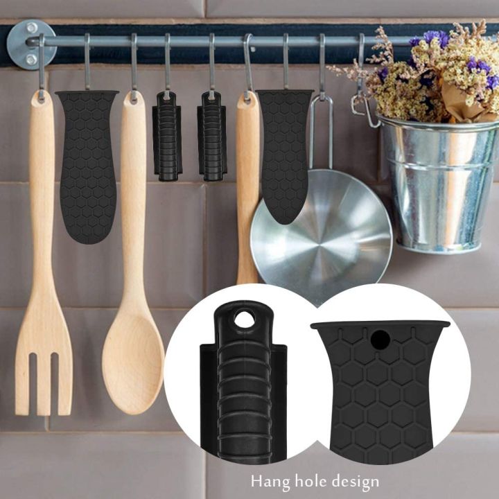 4-Piece%20Auxiliary%20Pan%20Handle%20Sleeve%20Pan%20Holder%20Handle%20Cover%20(Black)%20-%20Image%202