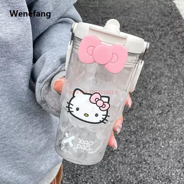 Wenefang%20600/900ML%20Sanrio%20Hello%20Kitty%20Large%20Capacity%20Plastic%20Water%20Cup%20Cartoon%20Fifty%20percent%20discount%20Portable%20Beverage%20Bottle%20Outdoor%20Fitness%20Straw%20Cup%20Gift%20-%20Image%207