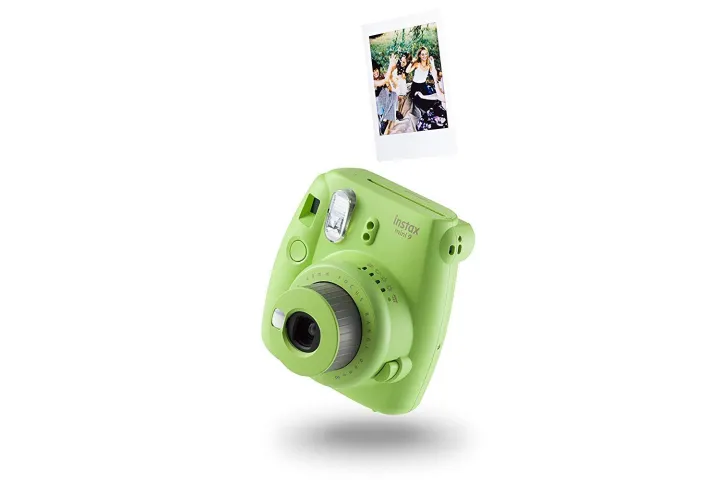 Fujifilm%20Instax%20Mini%209%20Instant%20Camera(Lime%20Green)%20-%20Image%202